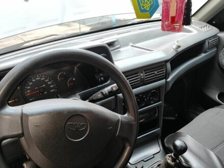 Деу Нексія 2008 у Запоріжжя на Automoto.ua Синій Деу Нексія, об'ємом двигуна 0 л та пробігом 240 тис. км за 2000 $, фото 1 на Automoto.ua