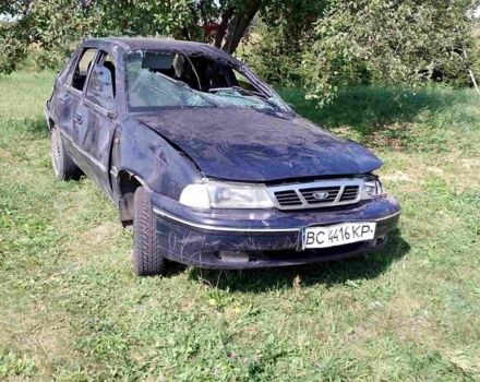 Синий Дэу Нексия, объемом двигателя 1.5 л и пробегом 200 тыс. км за 550 $, фото 1 на Automoto.ua