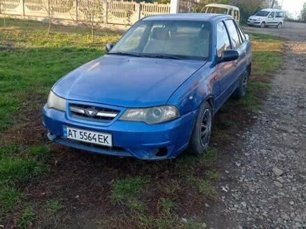 Дэу Нексия 2008 в Бурштыне на Automoto.ua Синий Дэу Нексия, объемом двигателя 1.5 л и пробегом 200 тыс. км за 1250 $, фото 1 на Automoto.ua