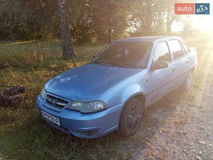 Синий Дэу Нексия, объемом двигателя 1.5 л и пробегом 200 тыс. км за 1600 $, фото 1 на Automoto.ua