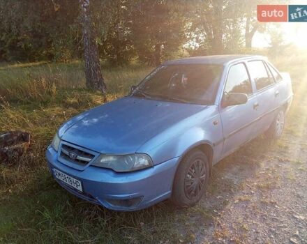 Синій Деу Нексія, об'ємом двигуна 1.5 л та пробігом 200 тис. км за 1600 $, фото 1 на Automoto.ua