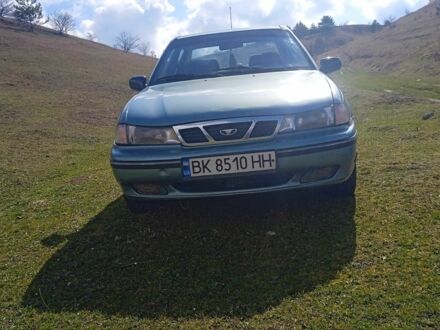 Деу Нексія 2008 у Шумськ на Automoto.ua Синій Деу Нексія, об'ємом двигуна 1.5 л та пробігом 213 тис. км за 1100 $, фото 1 на Automoto.ua