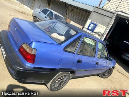 Дэу Нексия 2008 в Николаеве на Automoto.ua Синий Дэу Нексия, объемом двигателя 1.5 л и пробегом 240 тыс. км за 800 $, фото 1 на Automoto.ua