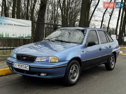 Синий Дэу Нексия, объемом двигателя 1.5 л и пробегом 200 тыс. км за 1050 $, фото 1 на Automoto.ua