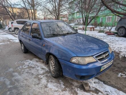 Синий Дэу Нексия, объемом двигателя 1.5 л и пробегом 130 тыс. км за 850 $, фото 1 на Automoto.ua