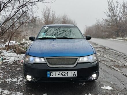 Синий Дэу Нексия, объемом двигателя 1.5 л и пробегом 250 тыс. км за 1500 $, фото 1 на Automoto.ua