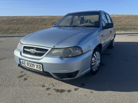 Синий Дэу Нексия, объемом двигателя 1.6 л и пробегом 288 тыс. км за 1350 $, фото 1 на Automoto.ua