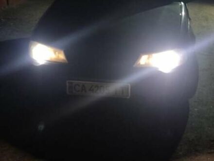 Синий Дэу Нексия, объемом двигателя 1.5 л и пробегом 450 тыс. км за 2000 $, фото 1 на Automoto.ua