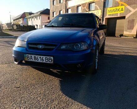 Синий Дэу Нексия, объемом двигателя 1.6 л и пробегом 260 тыс. км за 2100 $, фото 1 на Automoto.ua