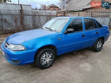 Деу Нексія 2012 у Ромнах на Automoto.ua Синій Деу Нексія, об'ємом двигуна 1.5 л та пробігом 195 тис. км за 1700 $, фото 1 на Automoto.ua
