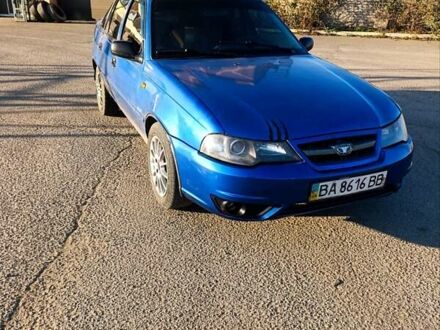 Синий Дэу Нексия, объемом двигателя 1.6 л и пробегом 200 тыс. км за 2200 $, фото 1 на Automoto.ua