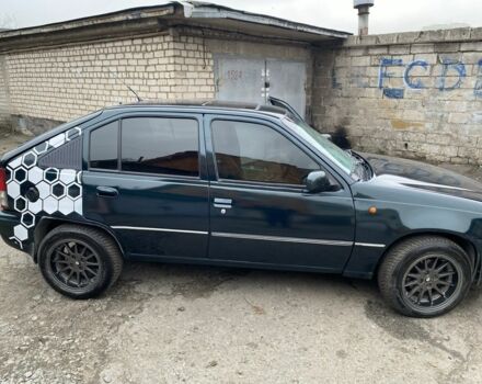 Зеленый Дэу Нексия, объемом двигателя 1.5 л и пробегом 208 тыс. км за 1300 $, фото 1 на Automoto.ua