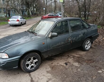 Зеленый Дэу Нексия, объемом двигателя 1.5 л и пробегом 330 тыс. км за 1000 $, фото 7 на Automoto.ua