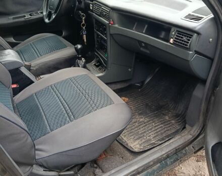 Зеленый Дэу Нексия, объемом двигателя 1.5 л и пробегом 330 тыс. км за 1000 $, фото 4 на Automoto.ua