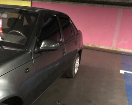 Зеленый Дэу Нексия, объемом двигателя 1.5 л и пробегом 370 тыс. км за 900 $, фото 4 на Automoto.ua