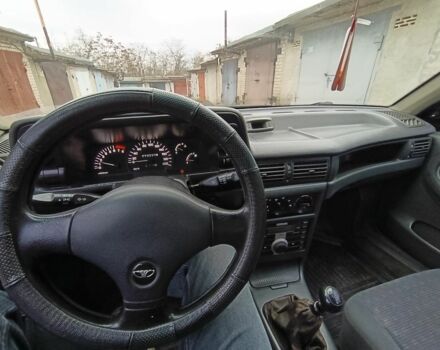 Зеленый Дэу Нексия, объемом двигателя 1.5 л и пробегом 119 тыс. км за 1300 $, фото 4 на Automoto.ua