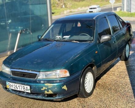 Дэу Нексия 1997 в Одессе на Automoto.ua Зеленый Дэу Нексия, объемом двигателя 1.5 л и пробегом 200 тыс. км за 650 $, фото 1 на Automoto.ua