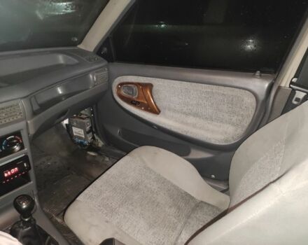 Зеленый Дэу Нексия, объемом двигателя 1.5 л и пробегом 291 тыс. км за 1300 $, фото 6 на Automoto.ua