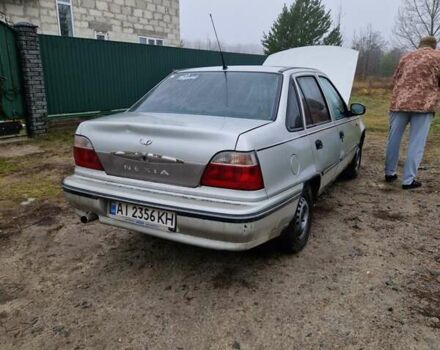 Зеленый Дэу Нексия, объемом двигателя 1.5 л и пробегом 300 тыс. км за 1000 $, фото 7 на Automoto.ua