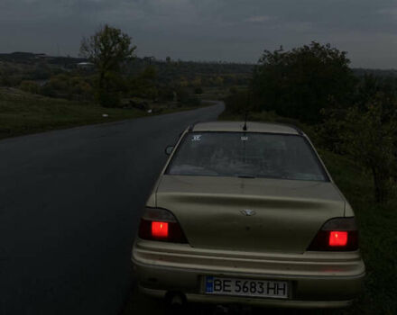 Зеленый Дэу Нексия, объемом двигателя 1.5 л и пробегом 182 тыс. км за 1400 $, фото 2 на Automoto.ua