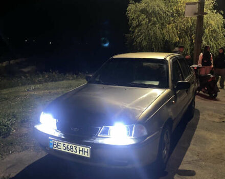 Зеленый Дэу Нексия, объемом двигателя 1.5 л и пробегом 182 тыс. км за 1400 $, фото 3 на Automoto.ua