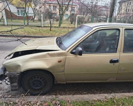 Зеленый Дэу Нексия, объемом двигателя 1.5 л и пробегом 99 тыс. км за 420 $, фото 4 на Automoto.ua