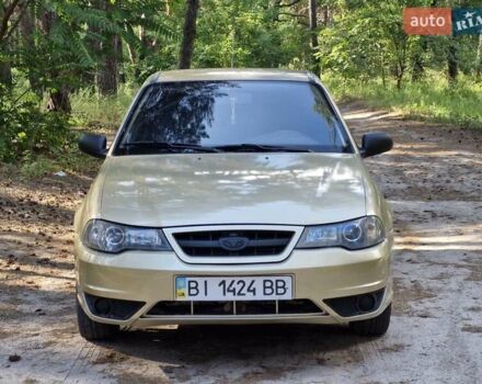 Зелений Деу Нексія, об'ємом двигуна 1.6 л та пробігом 218 тис. км за 2400 $, фото 7 на Automoto.ua