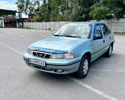 Зеленый Дэу Нексия, объемом двигателя 1.5 л и пробегом 341 тыс. км за 2500 $, фото 1 на Automoto.ua