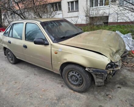 Зеленый Дэу Нексия, объемом двигателя 1.5 л и пробегом 99 тыс. км за 420 $, фото 5 на Automoto.ua