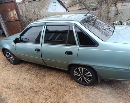 Зеленый Дэу Нексия, объемом двигателя 1.5 л и пробегом 160 тыс. км за 3000 $, фото 4 на Automoto.ua