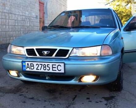 Зеленый Дэу Нексия, объемом двигателя 1.6 л и пробегом 280 тыс. км за 1950 $, фото 1 на Automoto.ua