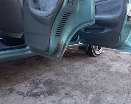 Зеленый Дэу Нексия, объемом двигателя 1.6 л и пробегом 280 тыс. км за 1950 $, фото 15 на Automoto.ua