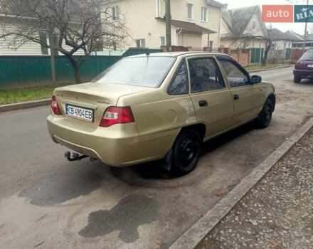 Зеленый Дэу Нексия, объемом двигателя 1.6 л и пробегом 232 тыс. км за 1900 $, фото 4 на Automoto.ua