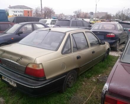 Зеленый Дэу Нексия, объемом двигателя 1.5 л и пробегом 3 тыс. км за 607 $, фото 1 на Automoto.ua