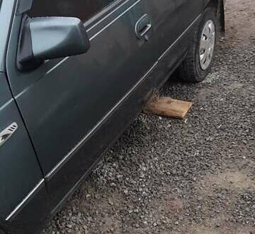 Зеленый Дэу Нексия, объемом двигателя 1.5 л и пробегом 246 тыс. км за 2800 $, фото 1 на Automoto.ua