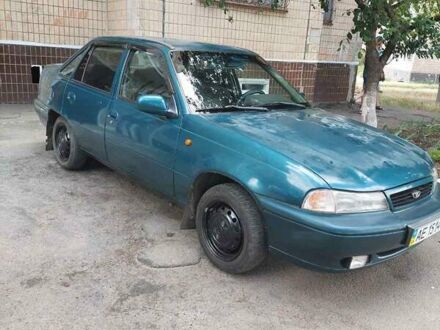 Дэу Нексия 1995 в Кривом Роге на Automoto.ua Зеленый Дэу Нексия, объемом двигателя 1.5 л и пробегом 300 тыс. км за 1500 $, фото 1 на Automoto.ua