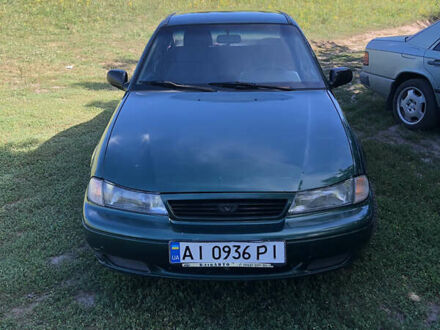 Зеленый Дэу Нексия, объемом двигателя 1.5 л и пробегом 470 тыс. км за 1100 $, фото 1 на Automoto.ua