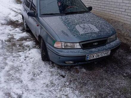 Деу Нексія 1996 у Копичинці на Automoto.ua Зелений Деу Нексія, об'ємом двигуна 1.5 л та пробігом 150 тис. км за 999 $, фото 1 на Automoto.ua