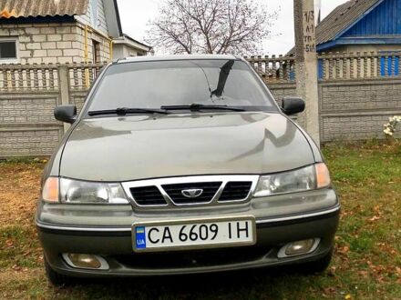 Дэу Нексия 2004 в Черкассах на Automoto.ua Зеленый Дэу Нексия, объемом двигателя 1.5 л и пробегом 207 тыс. км за 1800 $, фото 1 на Automoto.ua