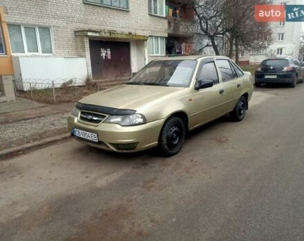 Зеленый Дэу Нексия, объемом двигателя 1.6 л и пробегом 232 тыс. км за 1900 $, фото 1 на Automoto.ua