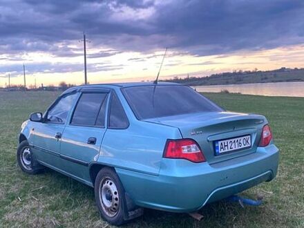 Деу Нексія 2009 у Запоріжжя на Automoto.ua Зелений Деу Нексія, об'ємом двигуна 1.5 л та пробігом 131 тис. км за 1800 $, фото 1 на Automoto.ua