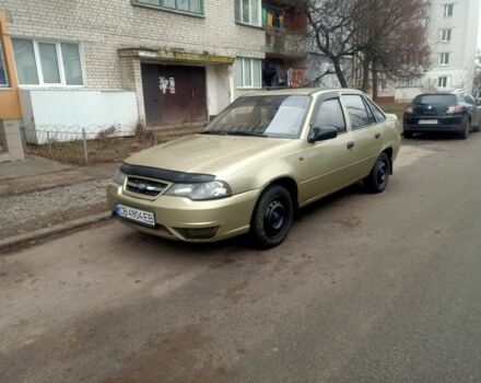 Зеленый Дэу Нексия, объемом двигателя 1.6 л и пробегом 232 тыс. км за 1900 $, фото 1 на Automoto.ua