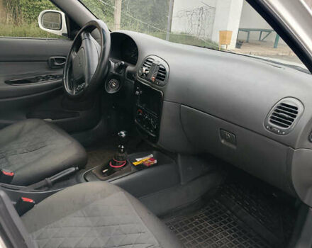 Белый Дэу Нубира, объемом двигателя 1.6 л и пробегом 196 тыс. км за 2100 $, фото 5 на Automoto.ua