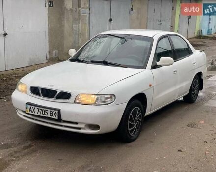 Белый Дэу Нубира, объемом двигателя 1.6 л и пробегом 250 тыс. км за 1500 $, фото 6 на Automoto.ua