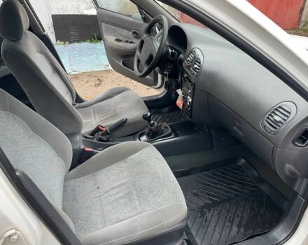 Білий Деу Нубіра, об'ємом двигуна 1.6 л та пробігом 250 тис. км за 1500 $, фото 14 на Automoto.ua