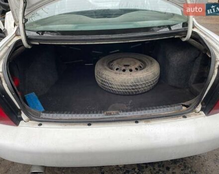 Белый Дэу Нубира, объемом двигателя 1.6 л и пробегом 250 тыс. км за 1500 $, фото 17 на Automoto.ua