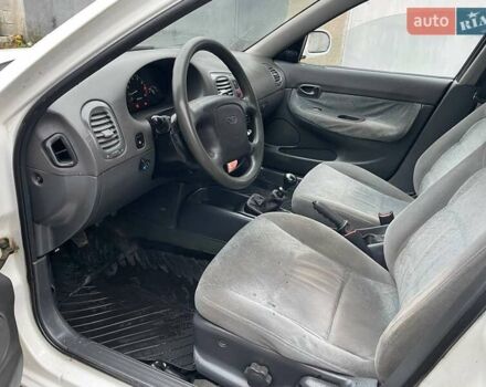 Белый Дэу Нубира, объемом двигателя 1.6 л и пробегом 250 тыс. км за 1500 $, фото 15 на Automoto.ua