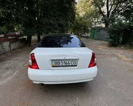 Белый Дэу Нубира, объемом двигателя 1.6 л и пробегом 373 тыс. км за 2100 $, фото 4 на Automoto.ua