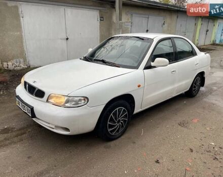 Белый Дэу Нубира, объемом двигателя 1.6 л и пробегом 250 тыс. км за 1500 $, фото 11 на Automoto.ua