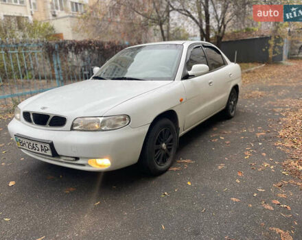 Белый Дэу Нубира, объемом двигателя 1.6 л и пробегом 271 тыс. км за 2300 $, фото 3 на Automoto.ua